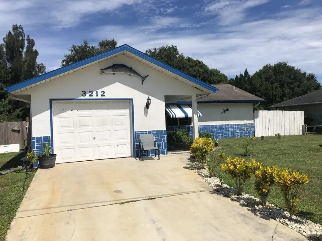 3212 N 25th Street Fort Pierce FL 34946