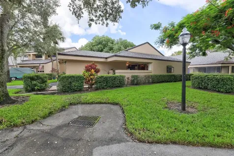 9306 Chelsea Drive N Plantation FL 33324