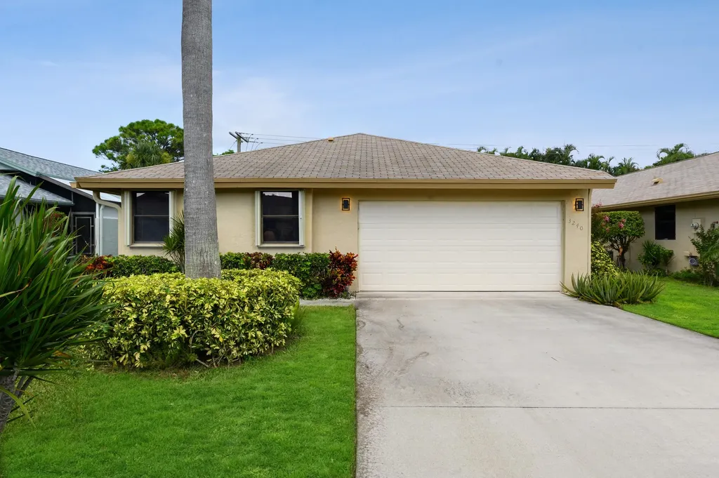 3240 NW 10th Place Delray Beach FL 33445