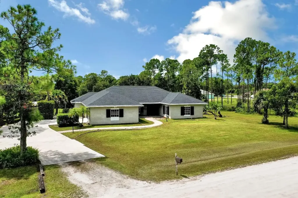 12904 69th Street N West Palm Beach FL 33412