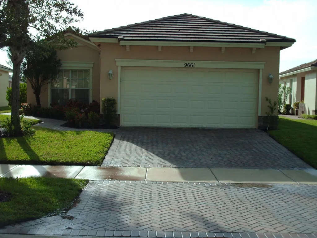 9661 SW Glenbrook Drive Port St Lucie FL 34987