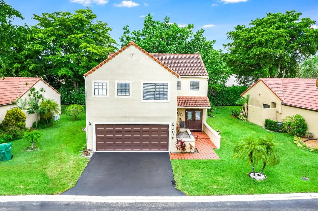 2075 Maplewood Drive Coral Springs FL 33071