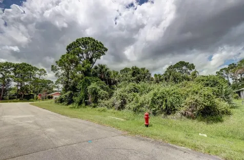 1837 SW Renfro Street Port St Lucie FL 34953