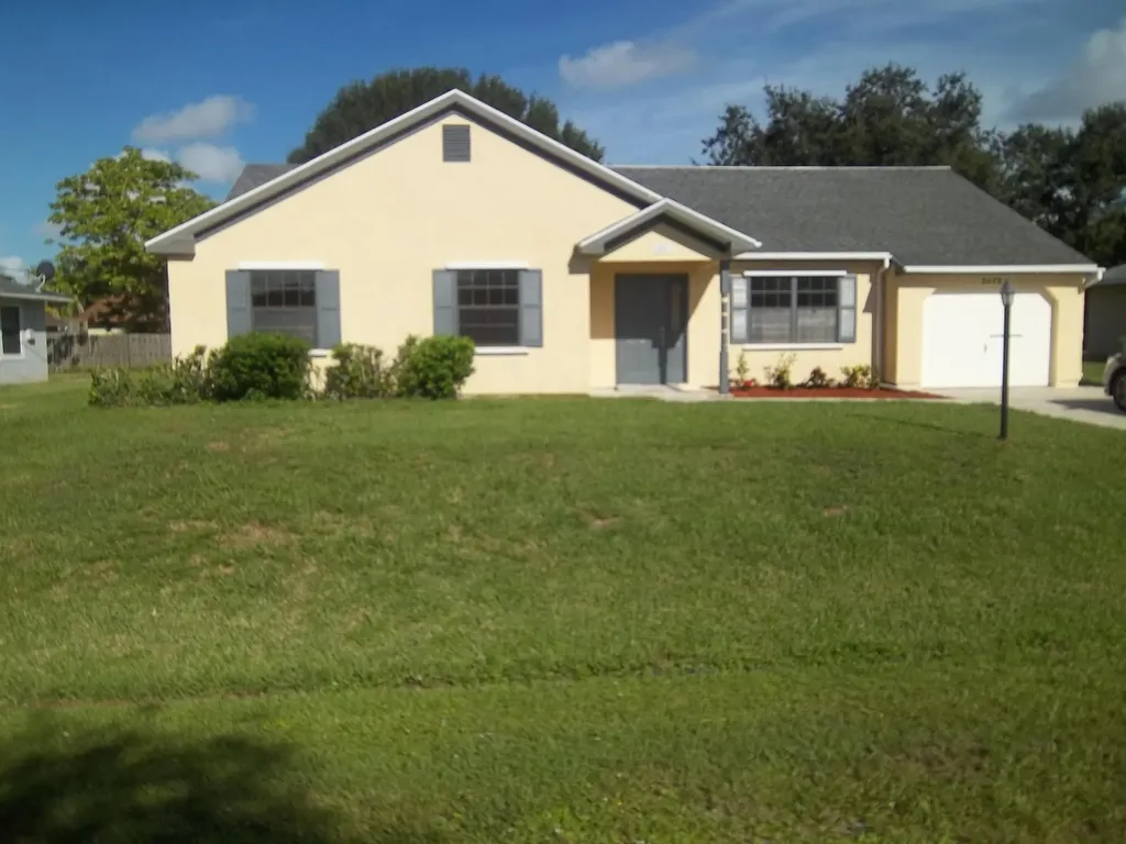 2472 SE Allen Street Port St Lucie FL 34984