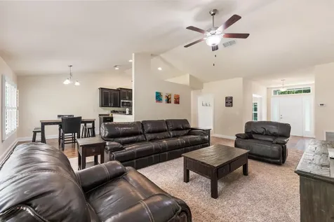 926 SE Montrose Avenue Port St Lucie FL 34983