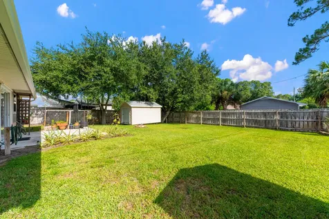 7606 Santa Barbara Drive Fort Pierce FL 34951
