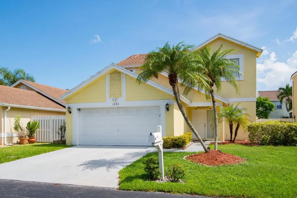 1243 Sussex Street Boynton Beach FL 33436