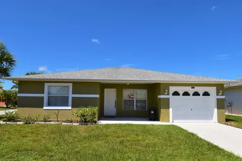 6661 Tulipan Fort Pierce FL 34951