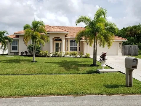 1079 SW Mccoy Avenue Port St Lucie FL 34953