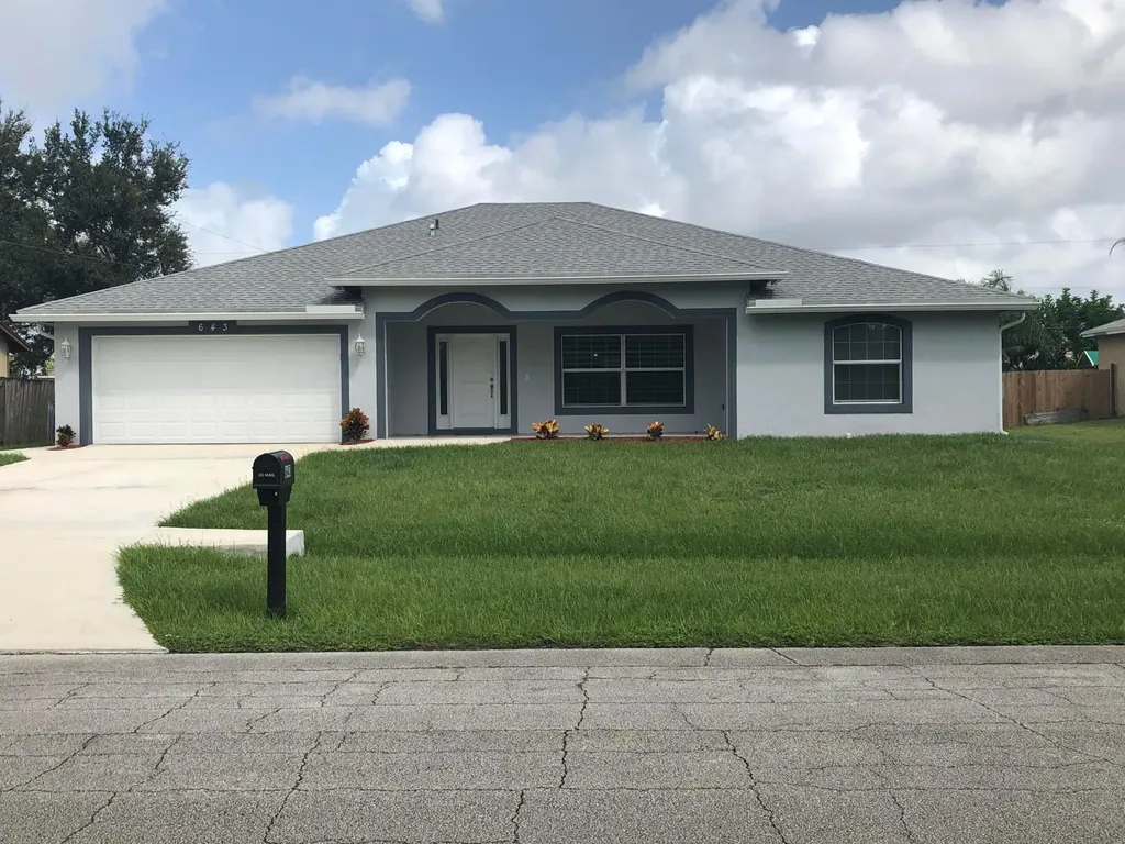 643 SW Seagull Terrace Port St Lucie FL 34953