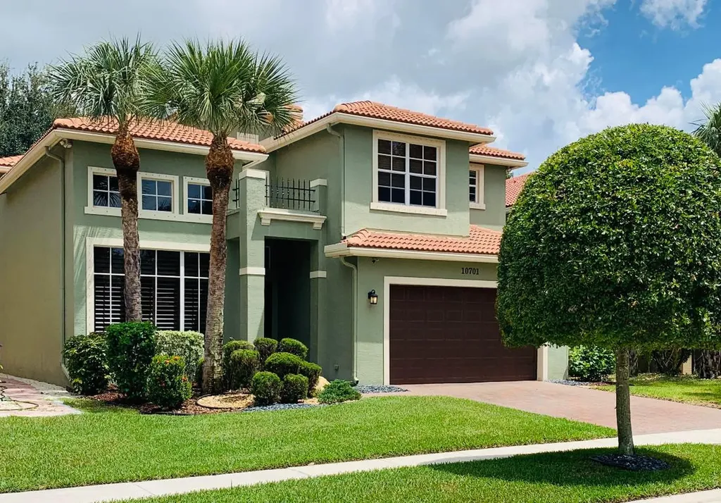 10701 Lake Wynds Court Boynton Beach FL 33437