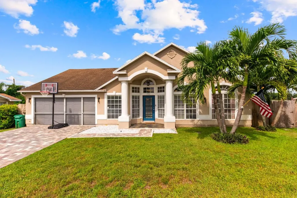 2334 SE Allen Street Port St Lucie FL 34984