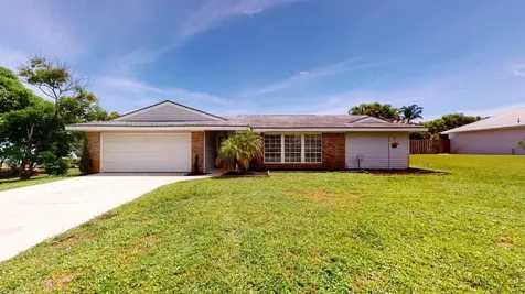 1068 NE Green Lawn Drive Jensen Beach FL 34957