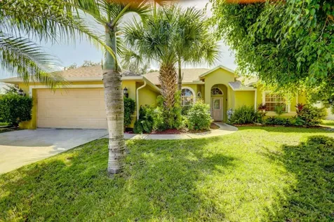 652 NE Horizon Lane Port St Lucie FL 34983