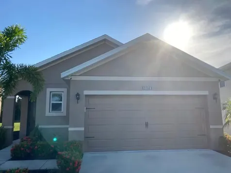 10078 SW Newberry Avenue Port St Lucie FL 34987