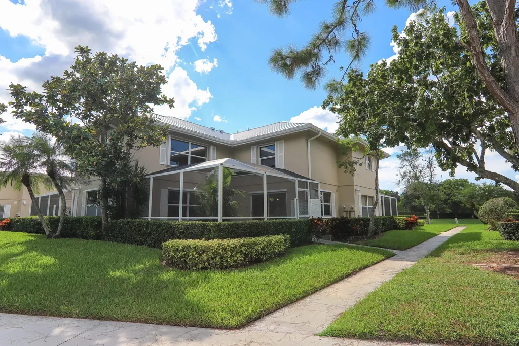 2831 SW Lakemont Place Palm City FL 34990
