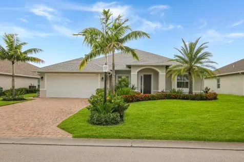 334 SW Vista Lake Drive Port St Lucie FL 34953