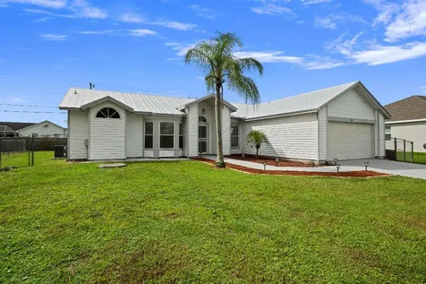 4667 SW Nackman Terrace Port St Lucie FL 34953