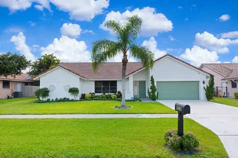 9536 Old Pine Road Boca Raton FL 33428