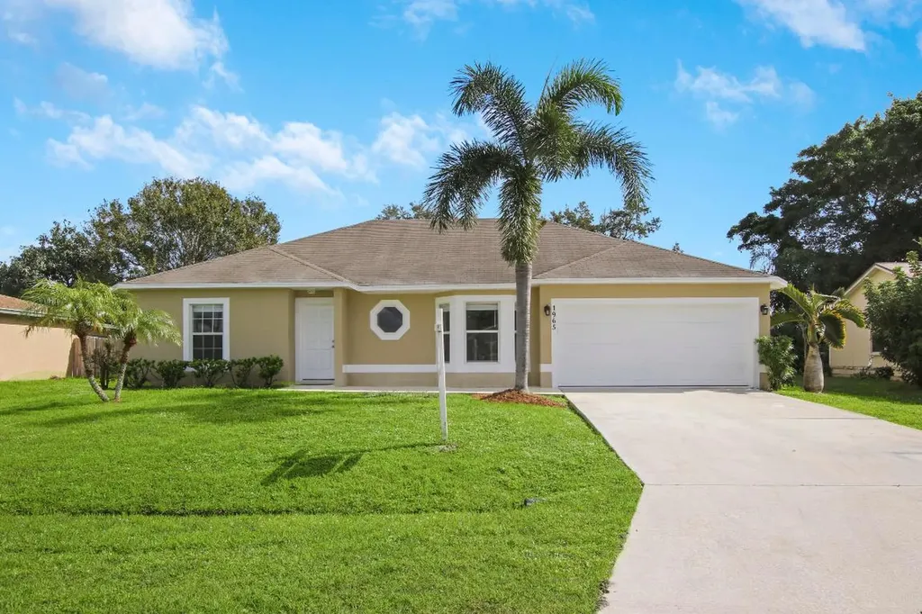 1965 SE Crystal Mist Street Port St Lucie FL 34983