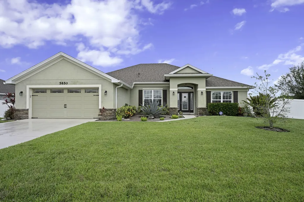 5850 NW Leah Drive Port St Lucie FL 34986