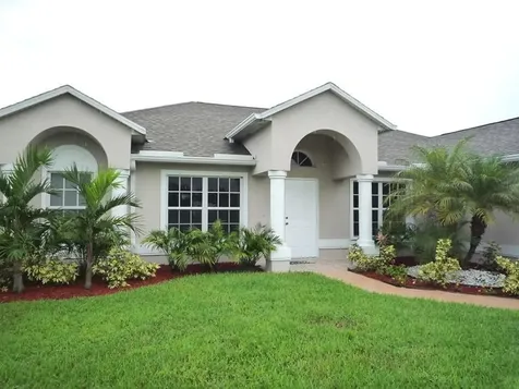 2425 SW Chestnut Lane Port St Lucie FL 34953