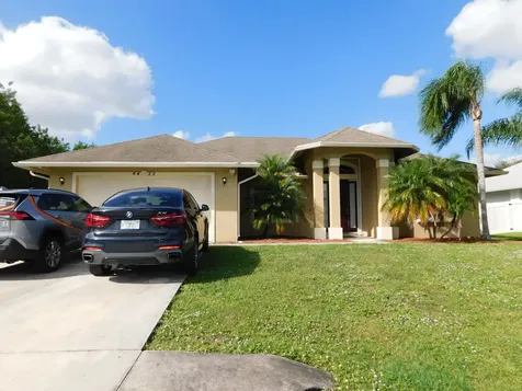 4422 SW Bonney Street Port St Lucie FL 34953