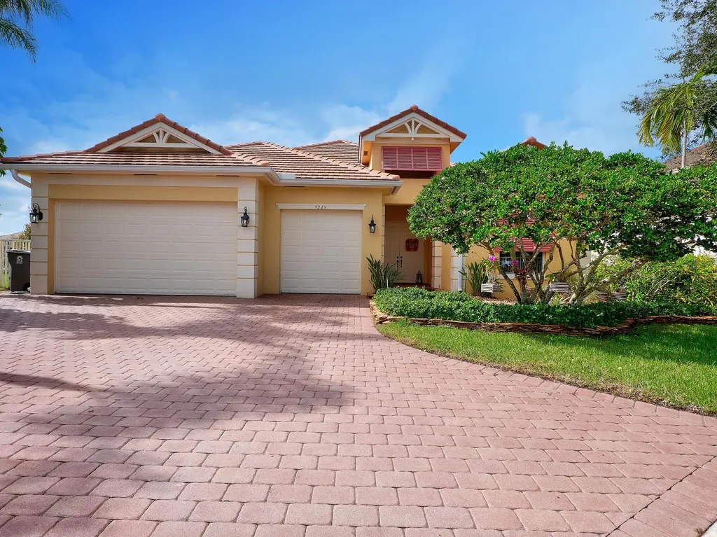 9249 Madewood Court Royal Palm Beach FL 33411