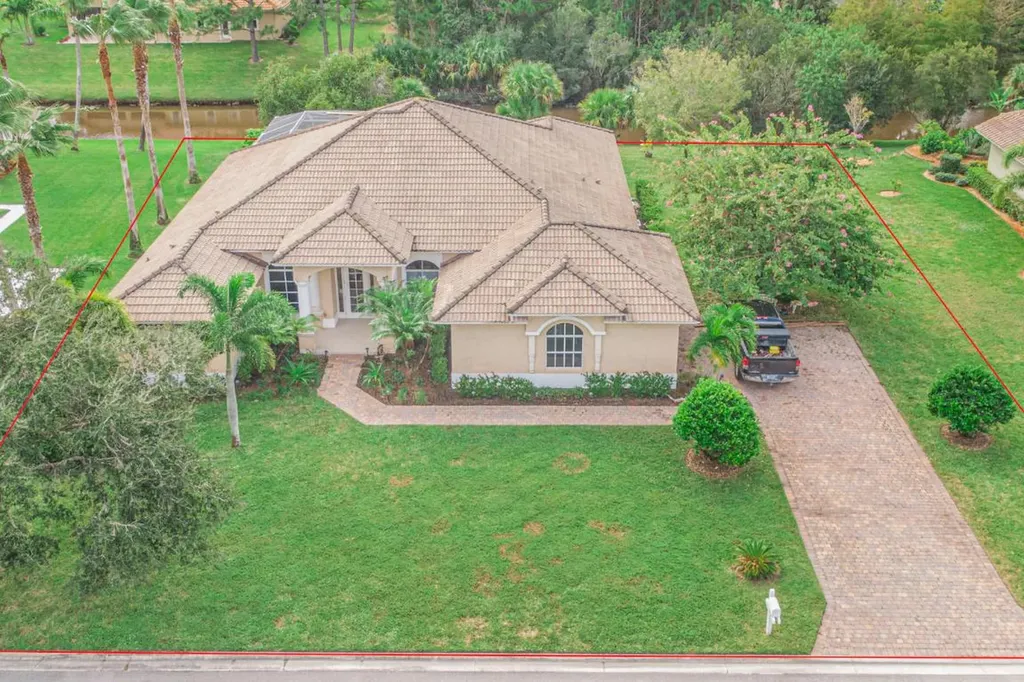 9527 Laurelwood Court Fort Pierce FL 34951