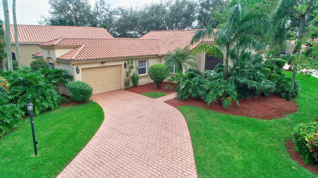 8470 Brussels Way Boca Raton FL 33434
