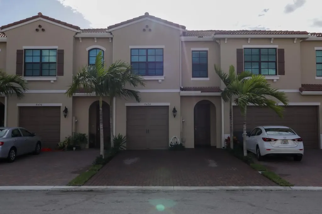 9474 Glider Way Boca Raton FL 33428