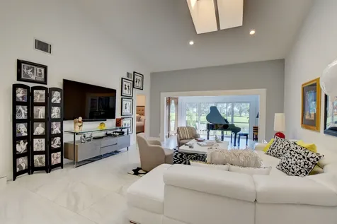 7460 Glendevon Lane Delray Beach FL 33446