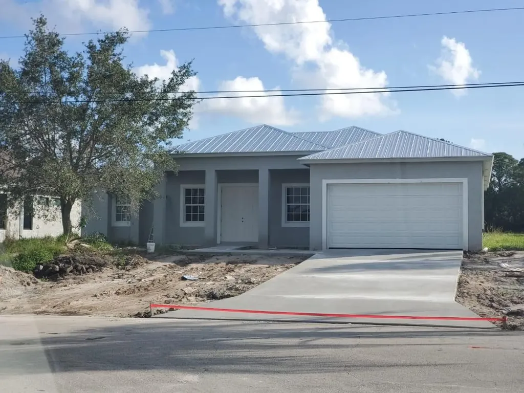 1012 SW Abbot Avenue Port St Lucie FL 34953