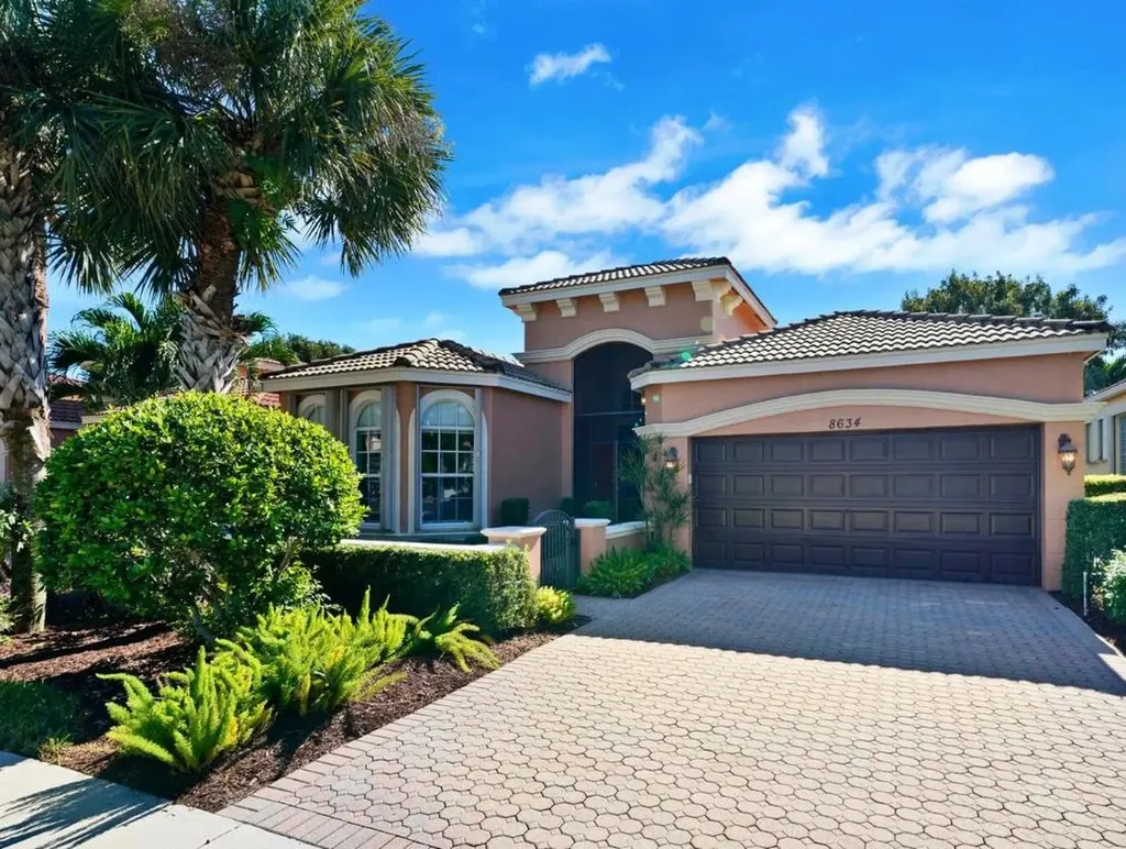 8634 Via Brilliante Wellington FL 33411