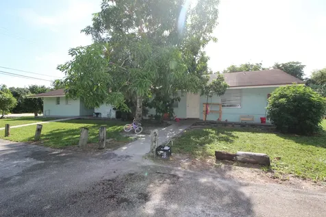 4723 Davis Road Lake Worth FL 33461