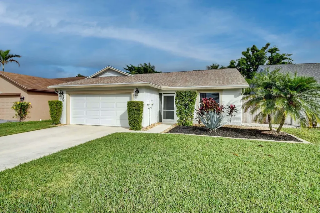 5129 Arbor Glen Circle Lake Worth FL 33463