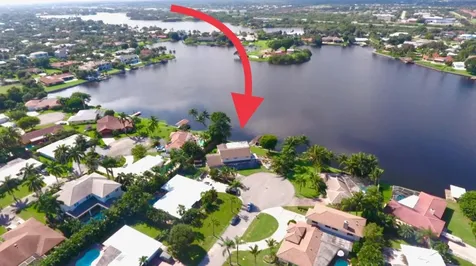 24 NW 25th Street Delray Beach FL 33444