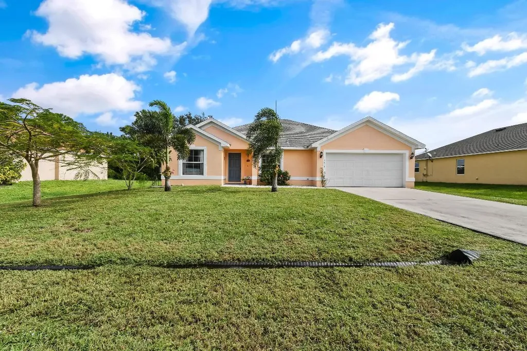 1619 SW Sylvester Lane Port St Lucie FL 34984
