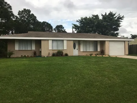 137 SW Dalva Avenue Port St Lucie FL 34984