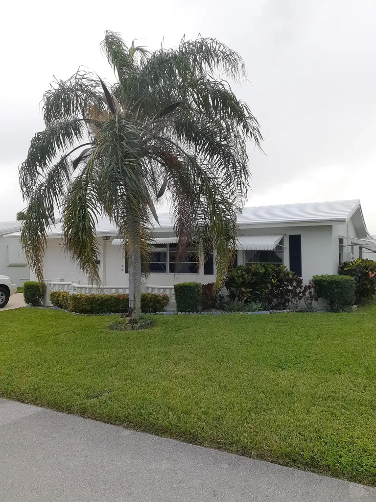 1011 SW 15th Street Boynton Beach FL 33426