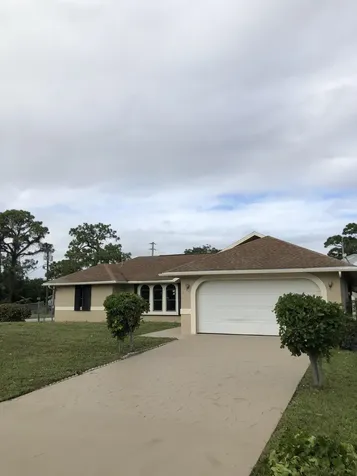 2008 Avienda Avenue Fort Pierce FL 34946