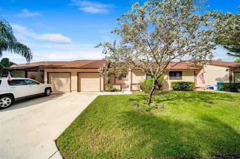 53 Mayfair Lane Boynton Beach FL 33426
