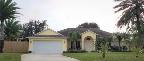 1592 SW Abacus Avenue Port St Lucie FL 34953