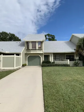 1411 SE Colchester Circle Port St Lucie FL 34952