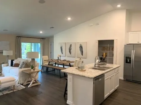 6887 NW Brookhaven Avenue Port St Lucie FL 34983