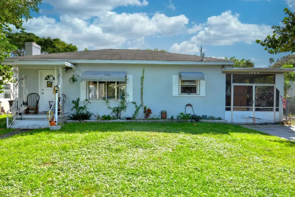 1024 Sunrise Boulevard Fort Pierce FL 34950