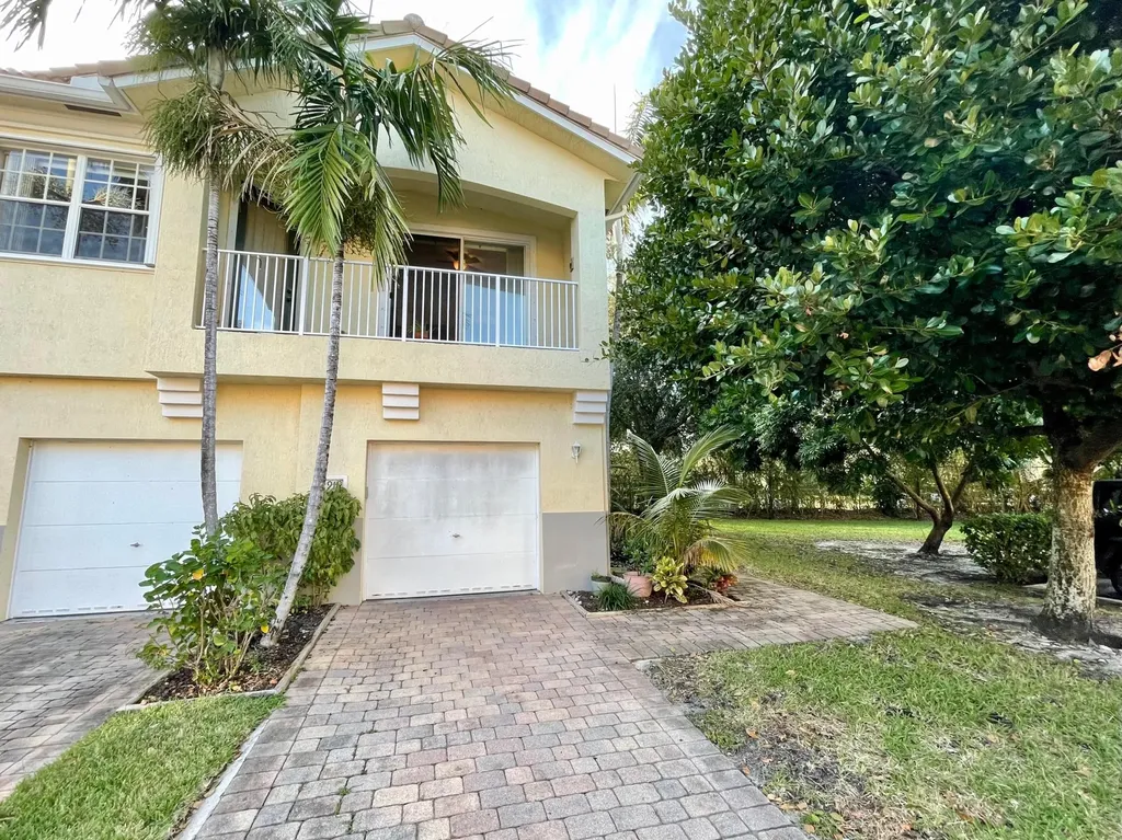 2919 Carvelle Drive Riviera Beach FL 33404