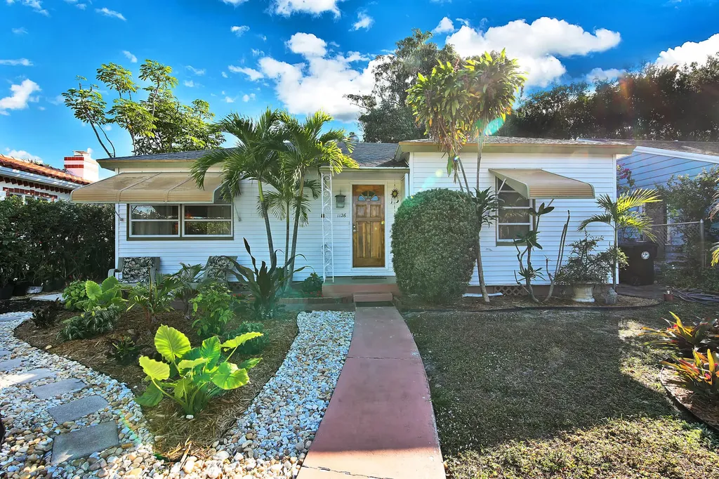 1126 N M Street Lake Worth Beach FL 33460