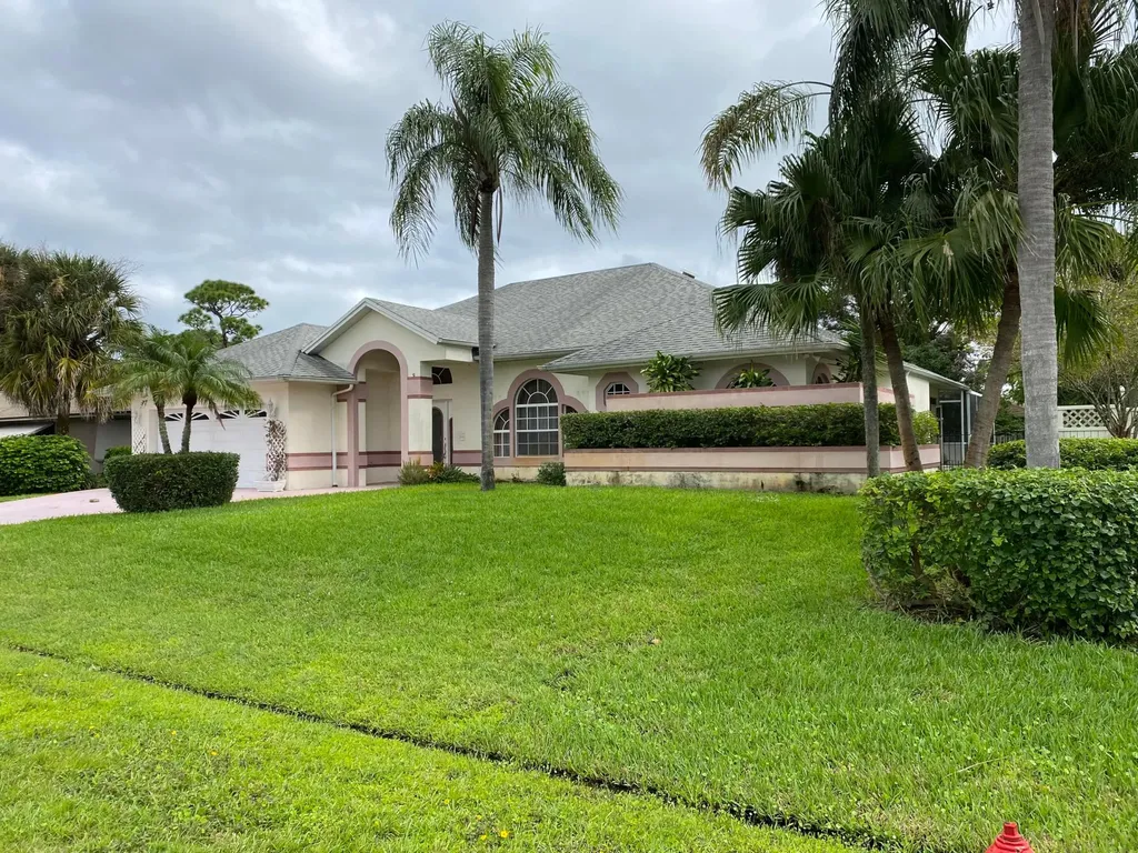 1799 SE Lorraine Street Port St Lucie FL 34952