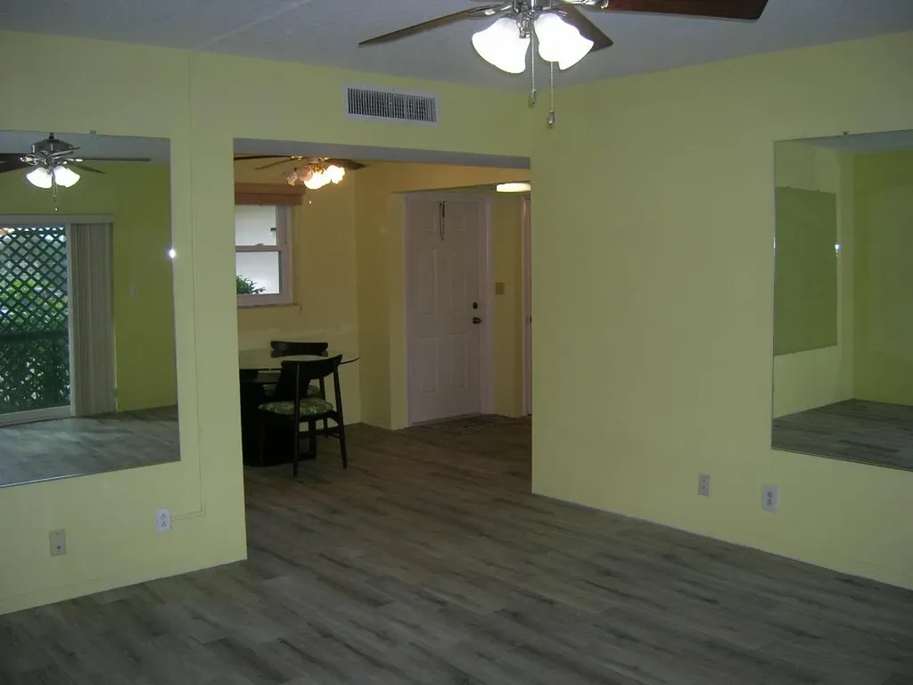 10270 N Military Trail Palm Beach Gardens FL 33410